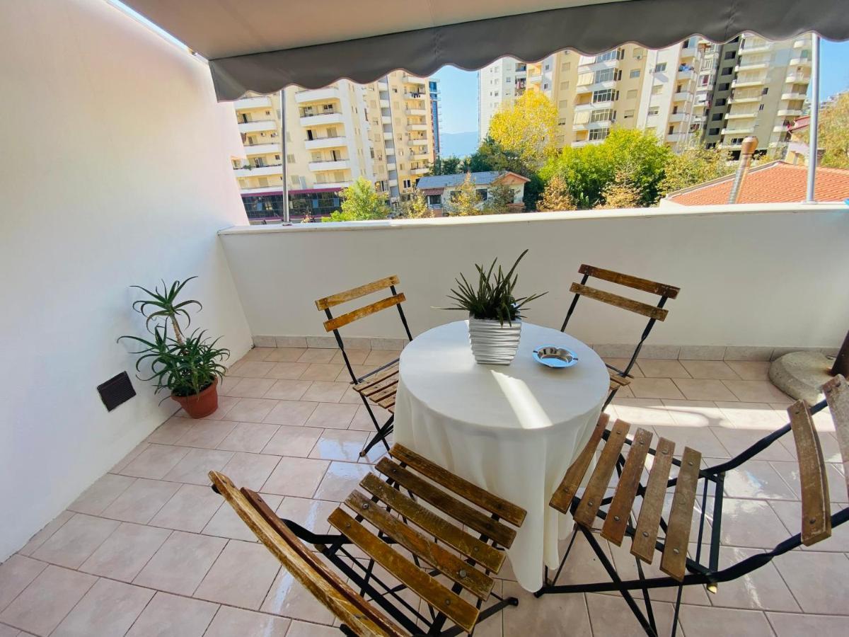 Iljazi'S Apartaments Vlorë Eksteriør bilde