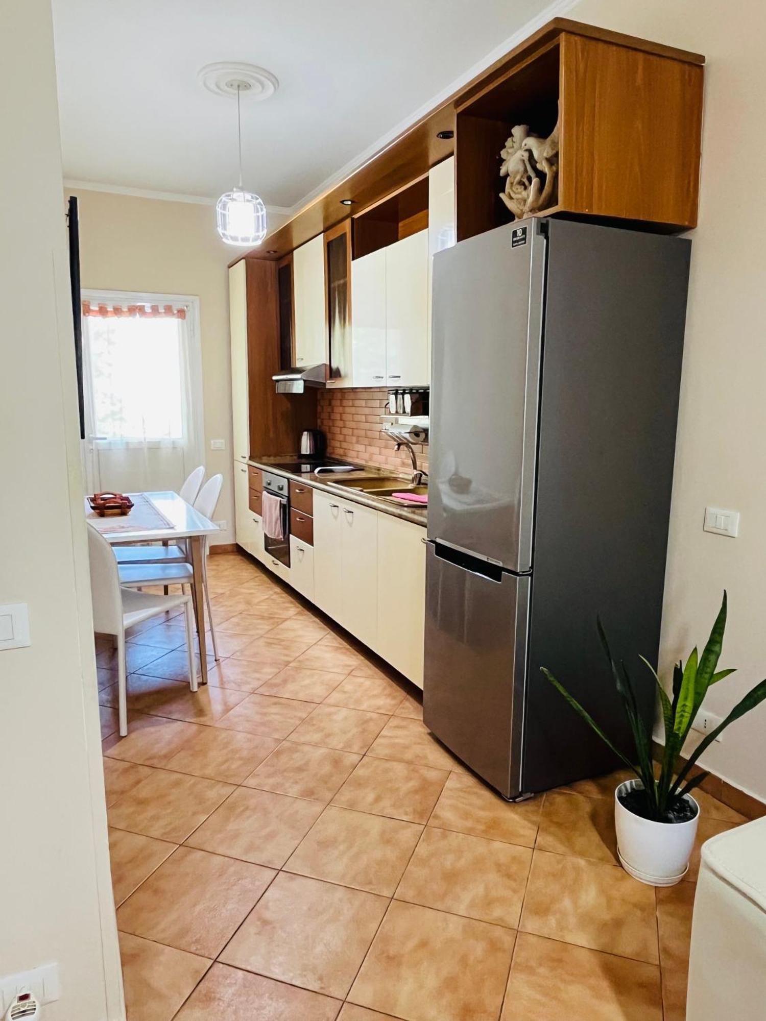 Iljazi'S Apartaments Vlorë Eksteriør bilde