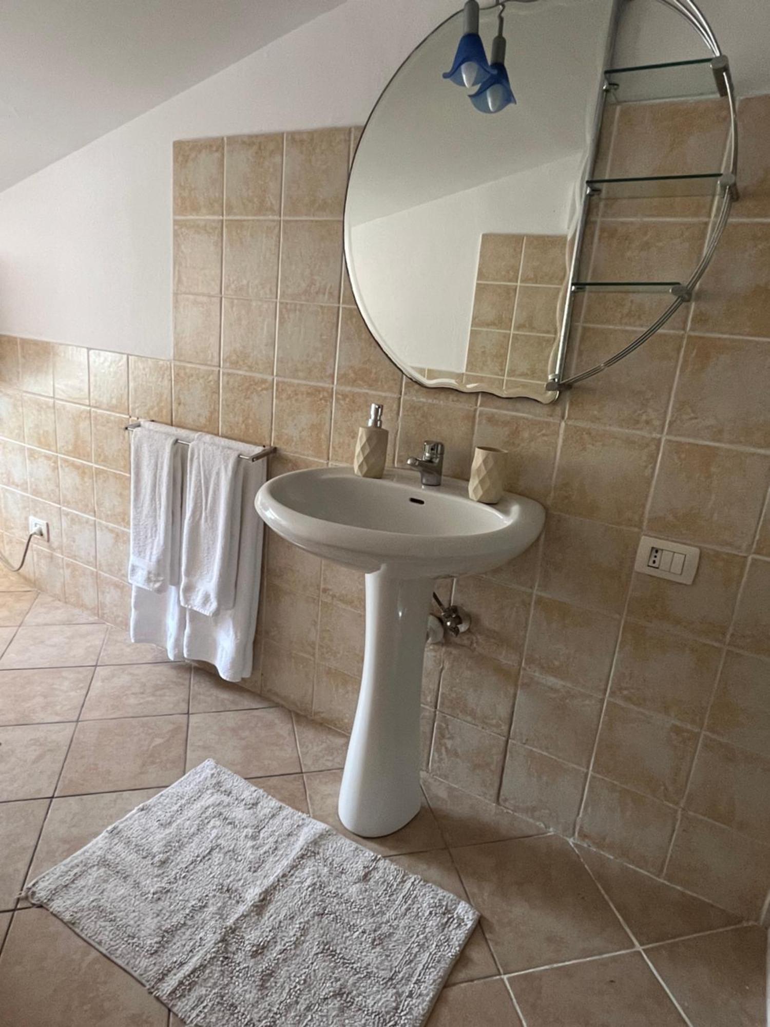 Iljazi'S Apartaments Vlorë Eksteriør bilde