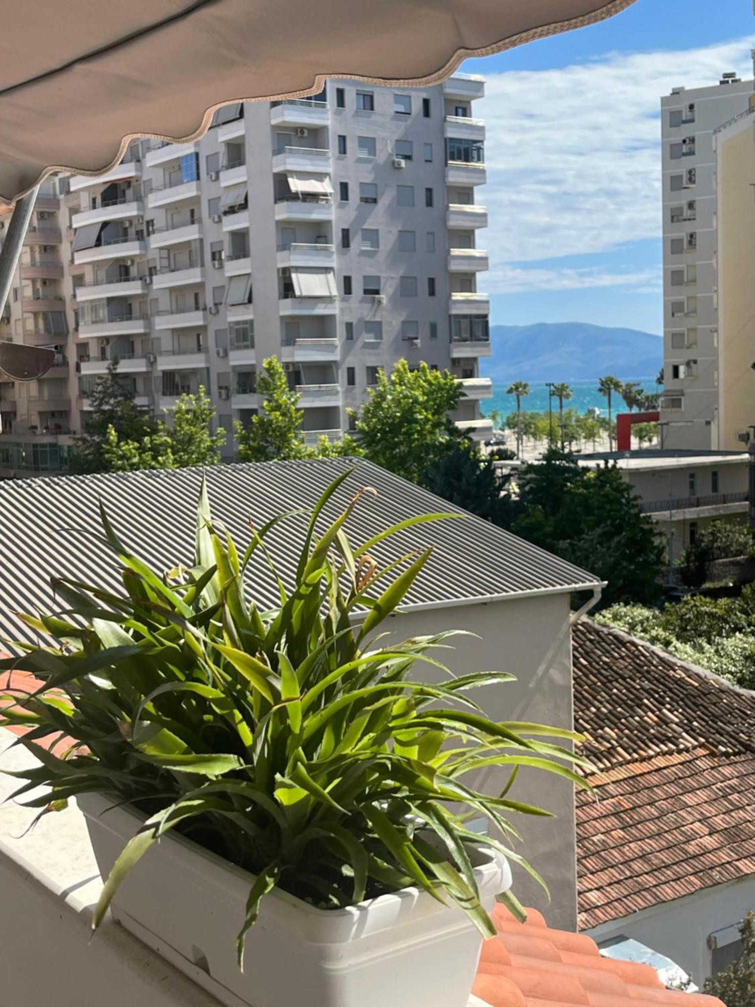 Iljazi'S Apartaments Vlorë Eksteriør bilde